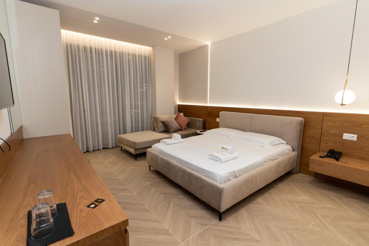 Hotel Memaj Εξαμίλιο Εξωτερικό φωτογραφία